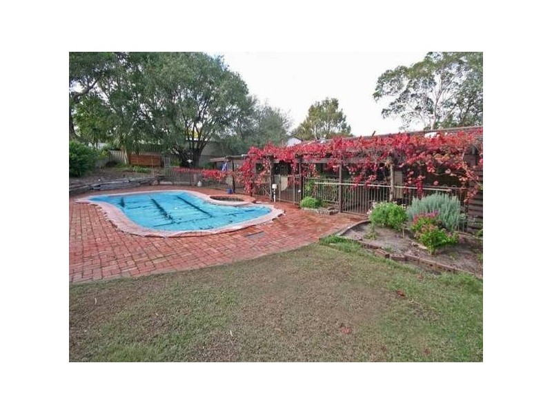 7 Hamilton Cres, Aberfoyle Park SA 5159