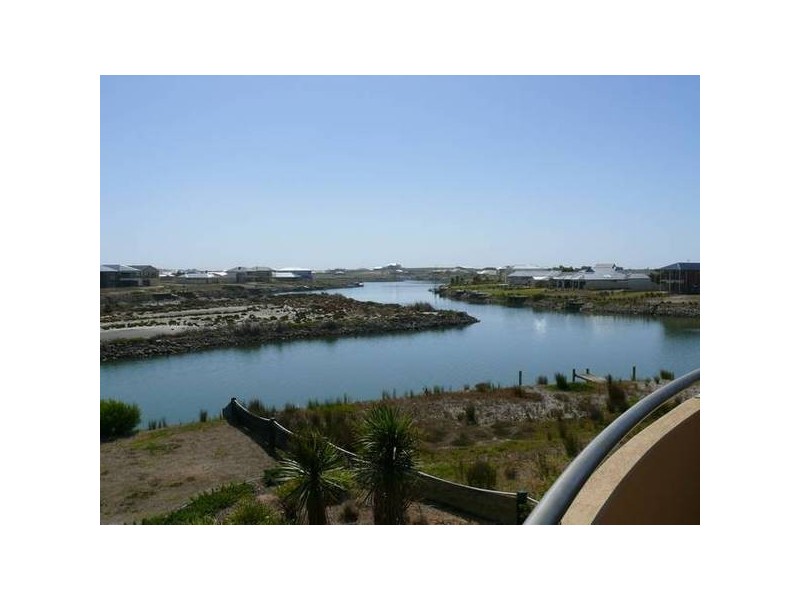 8 Arcadia Avenue, Hindmarsh Island SA 5214