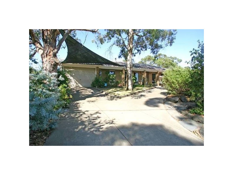 136 Yarrabee Road, Greenhill SA 5140