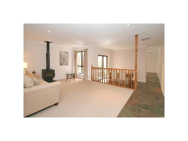 18 Songlark Grove, Flagstaff Hill SA 5159