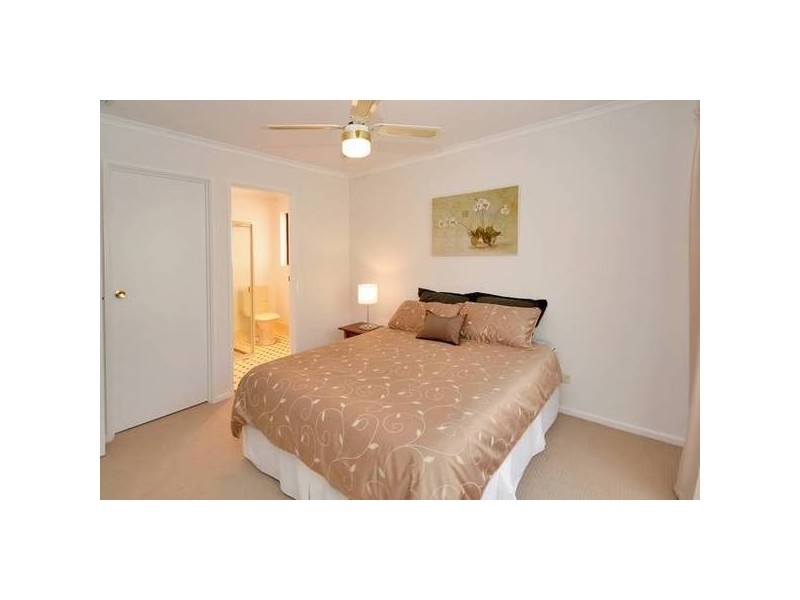 18 Songlark Grove, Flagstaff Hill SA 5159