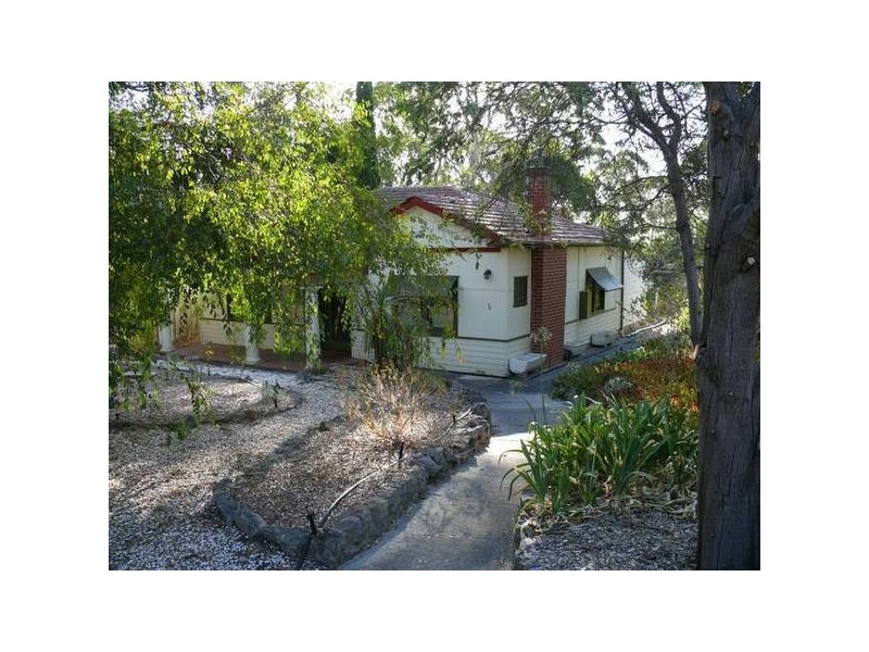 34 Gloucester Ave, Belair SA 5052