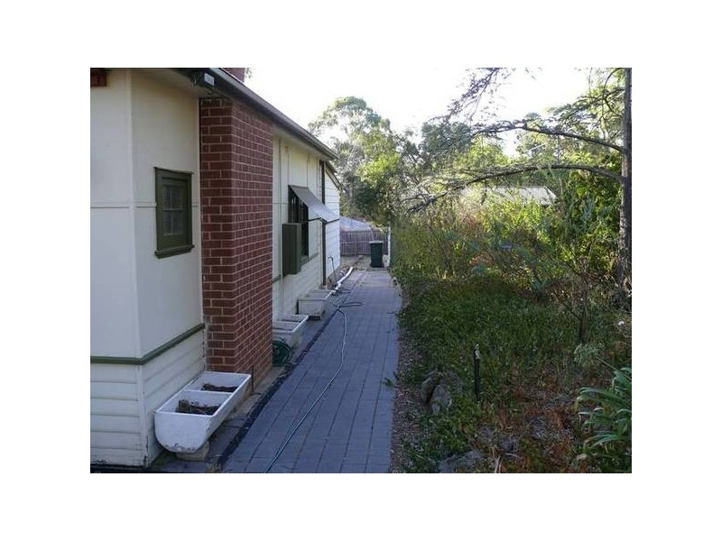 34 Gloucester Ave, Belair SA 5052