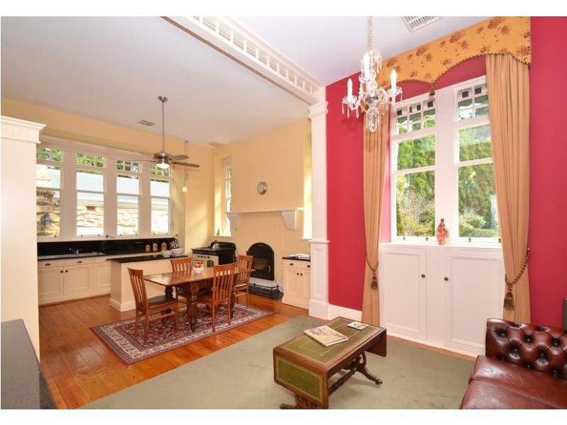 24 Old Mount Barker Road, Crafers SA 5152