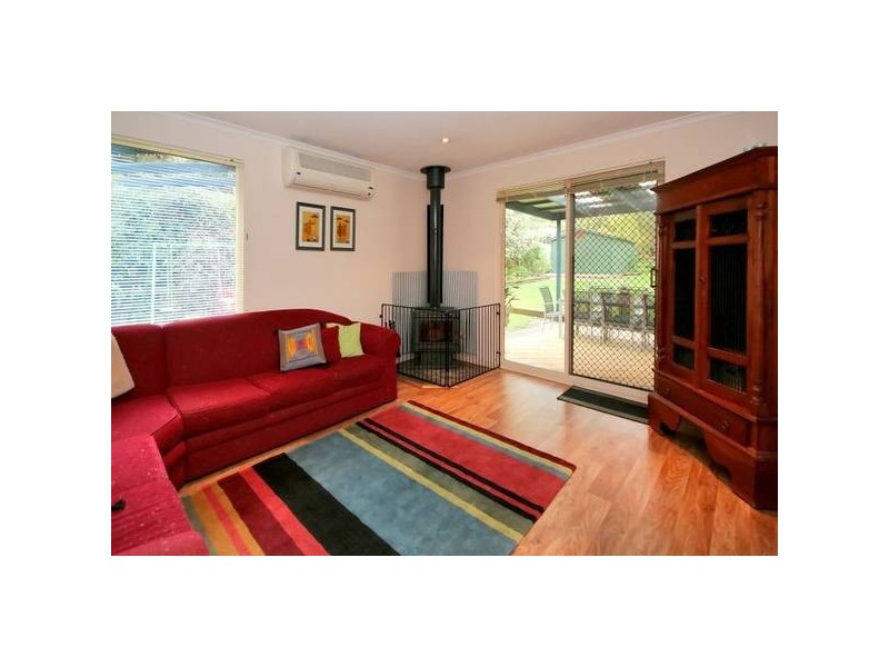 11 Rankeys Hill Rd, Hawthorndene SA 5051