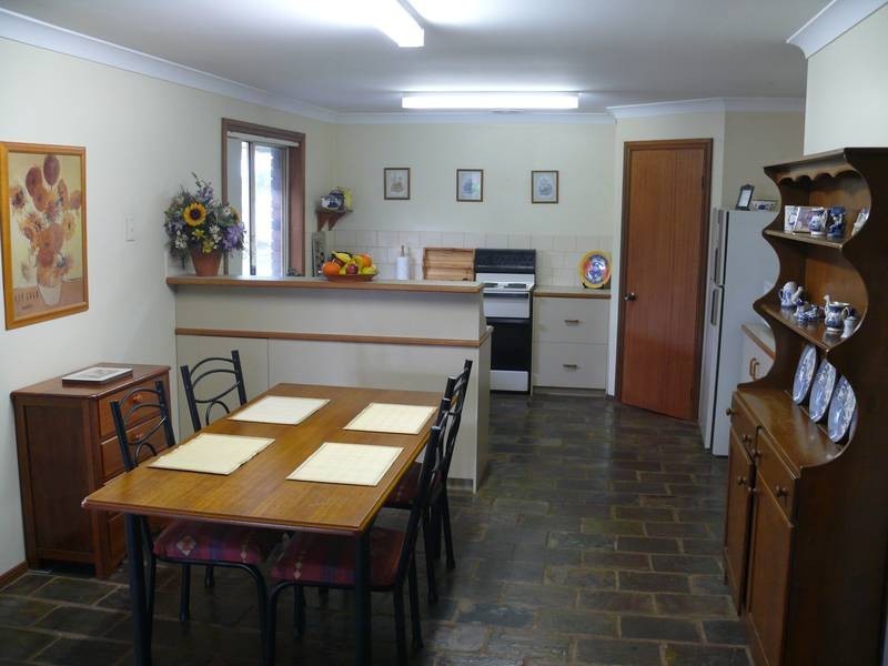 28 Burkett Drive, Strathalbyn SA 5255
