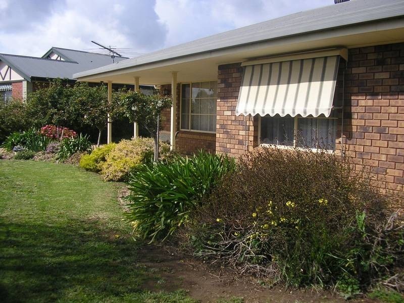 28 Burkett Drive, Strathalbyn SA 5255