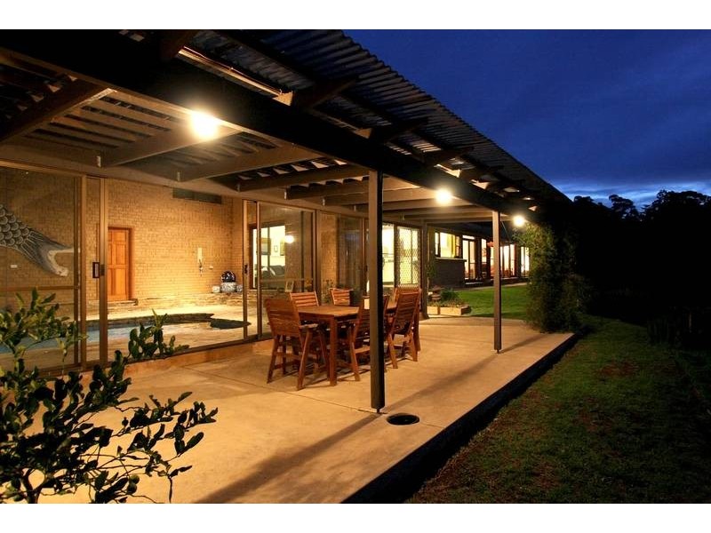 6 St Johns Drive, Belair SA 5052