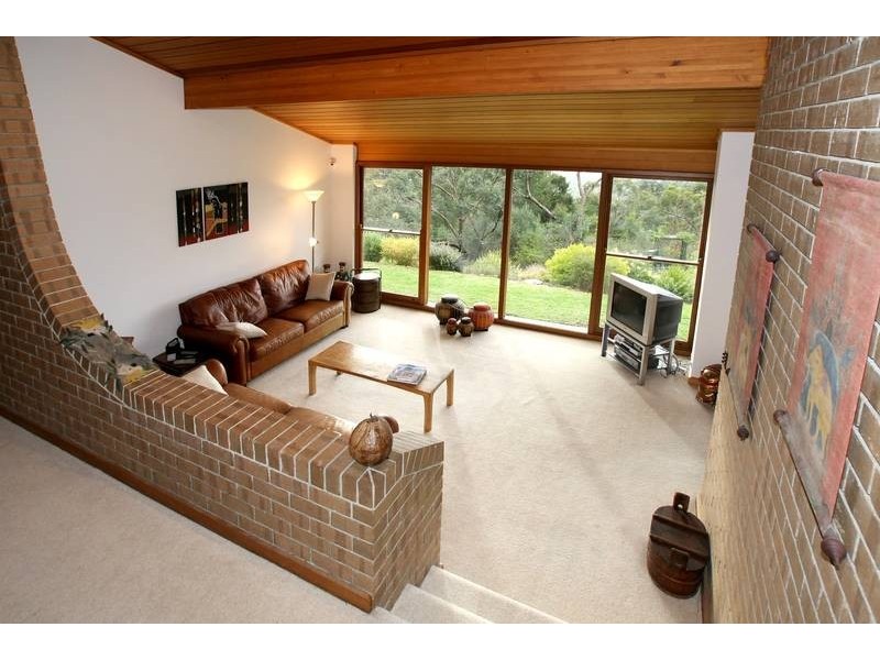 6 St Johns Drive, Belair SA 5052