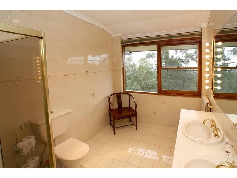 6 St Johns Drive, Belair SA 5052