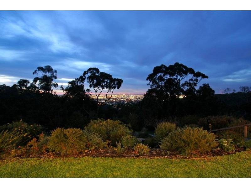 6 St Johns Drive, Belair SA 5052