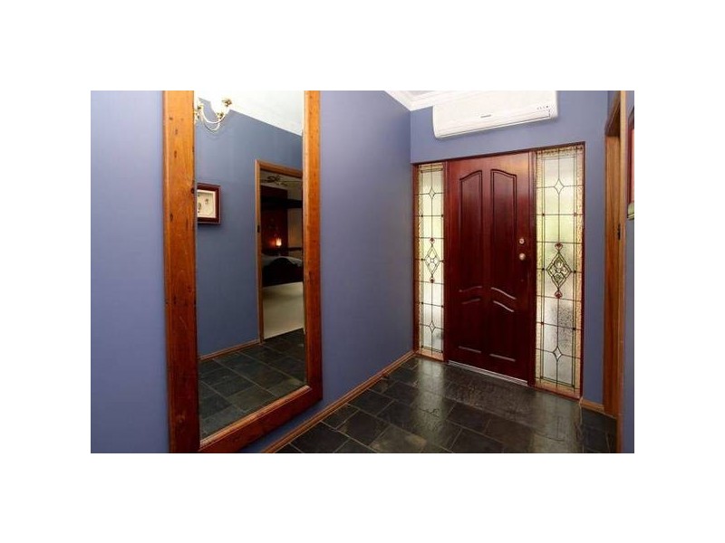 23 Glendale Avenue, Flagstaff Hill SA 5159