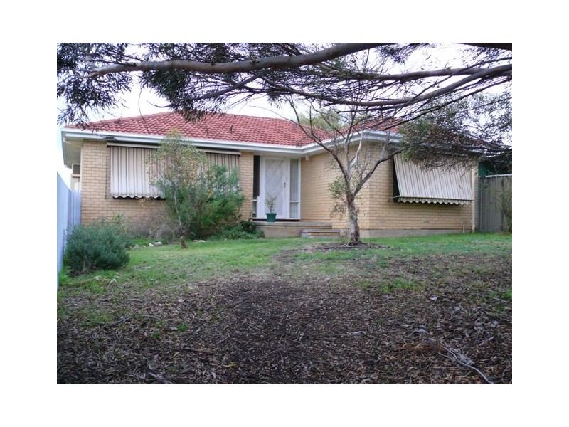 18 Walnut Street, Old Reynella SA 5161