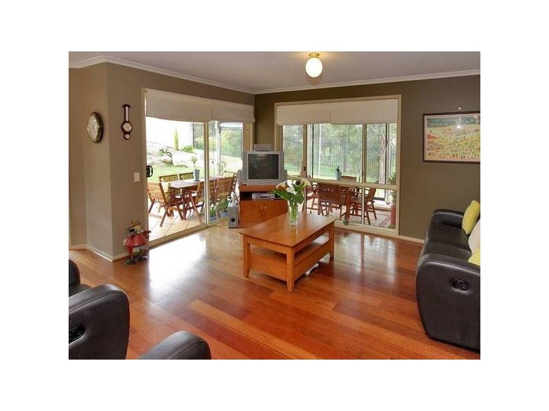 15 Woodlake Drive, Craigburn Farm SA 5051