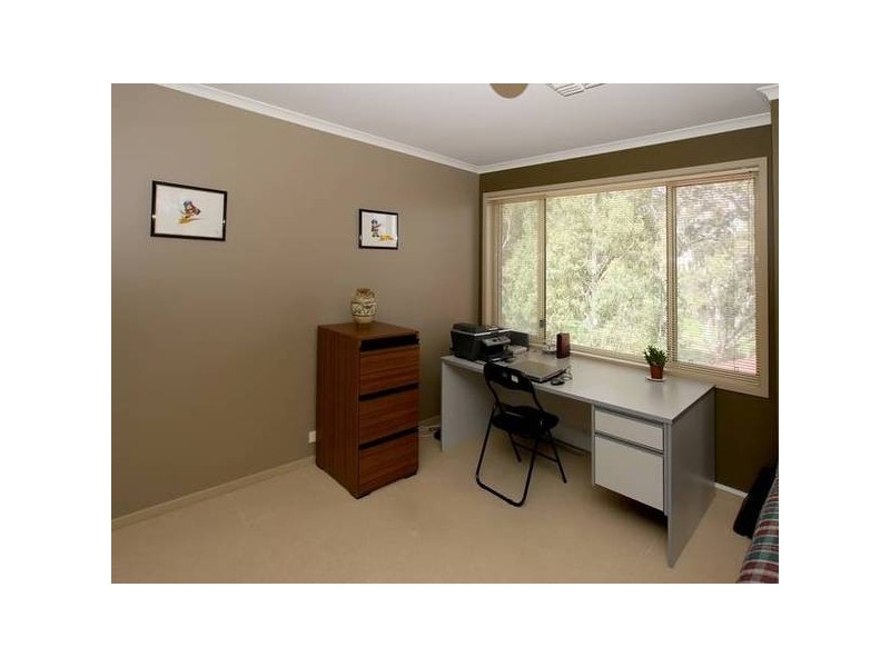 15 Woodlake Drive, Craigburn Farm SA 5051