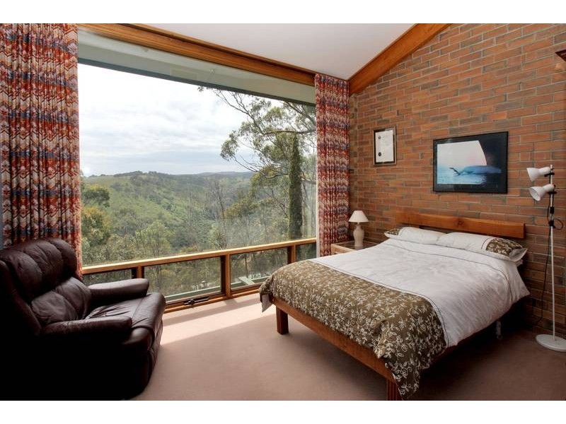 2a Craigwood Drive, Belair SA 5052