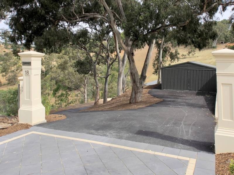 18 Scenic Court, Chandlers Hill SA 5159