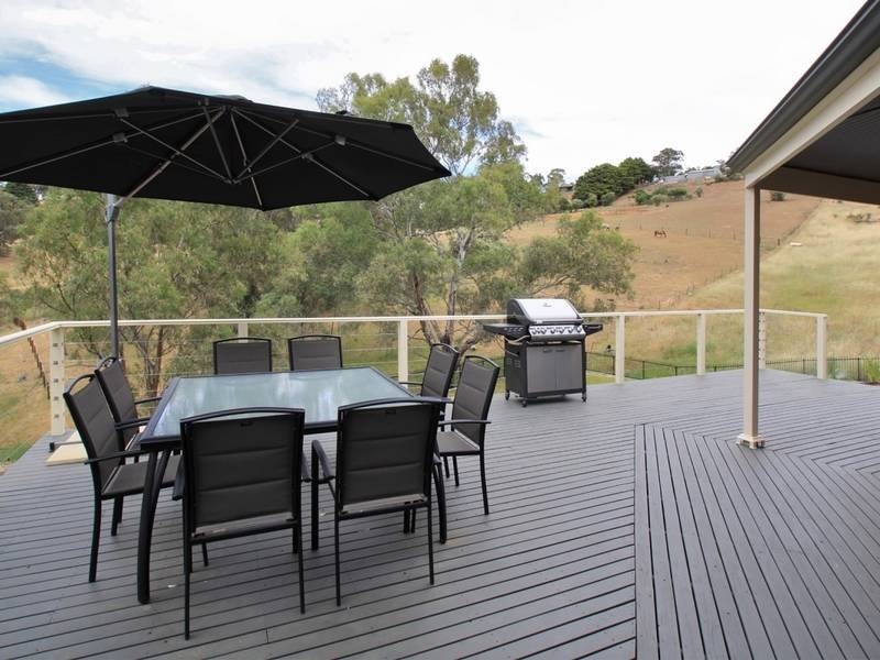 18 Scenic Court, Chandlers Hill SA 5159