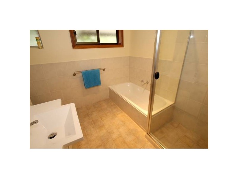 90 Main Road, Glenalta SA 5052