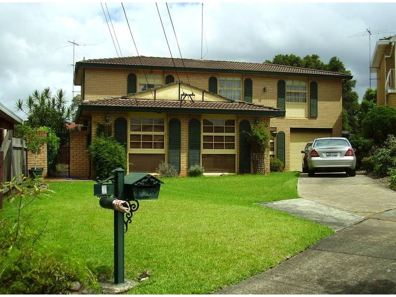 6 Orana place, Greenacre NSW 2190