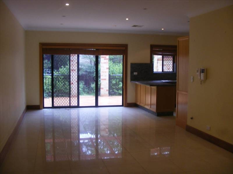 4/114-116 Rawson Rd, Greenacre NSW 2190