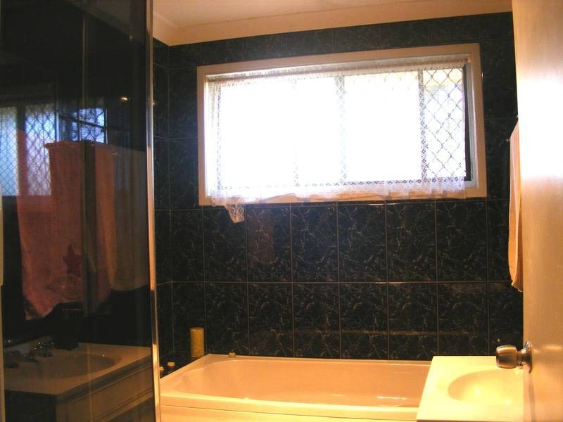 4/104 Mimosa Rd, Greenacre NSW 2190