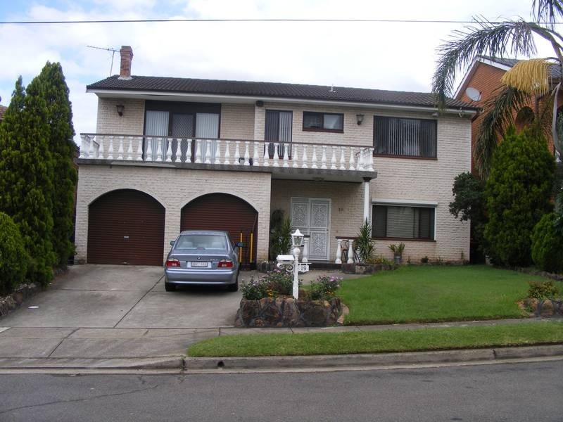 19 Islington Cres, Greenacre NSW 2190