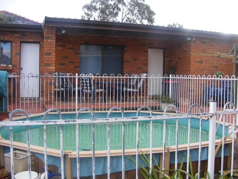 84 Highview Ave, Greenacre NSW 2190