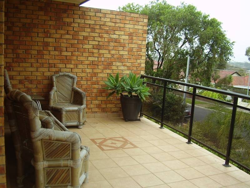 63a Chaseling st, Greenacre NSW 2190
