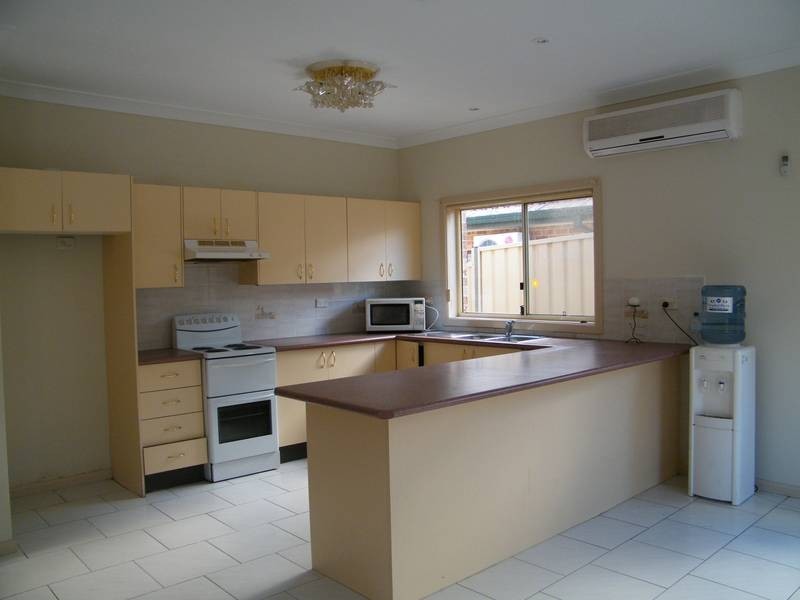 48 virtue st, Condell Park NSW 2200