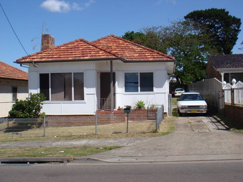 308 Roberts Rd, Greenacre NSW 2190