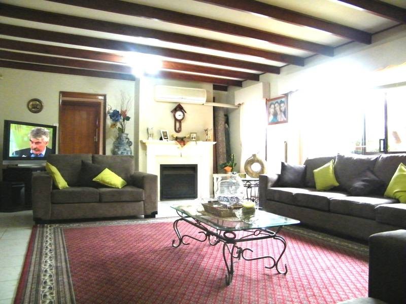 16 Narelle Cres, Greenacre NSW 2190