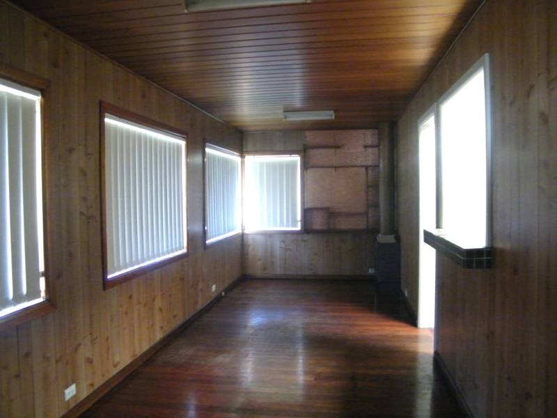 6 Cameron Ave, Bass Hill NSW 2197