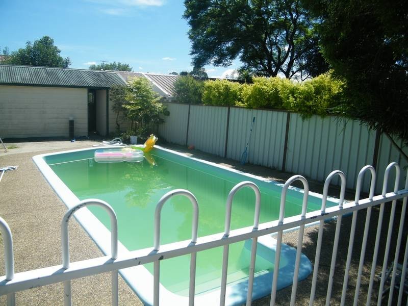 45 Pelman Ave, Greenacre NSW 2190