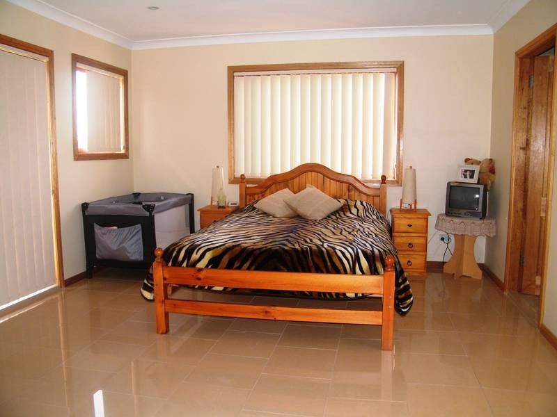 141 Noble Ave, Greenacre NSW 2190