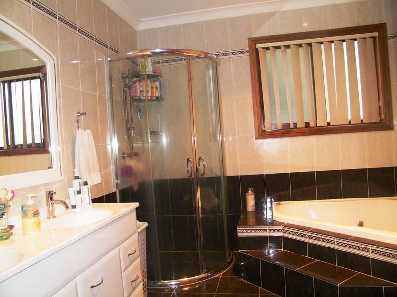 141 Noble Ave, Greenacre NSW 2190