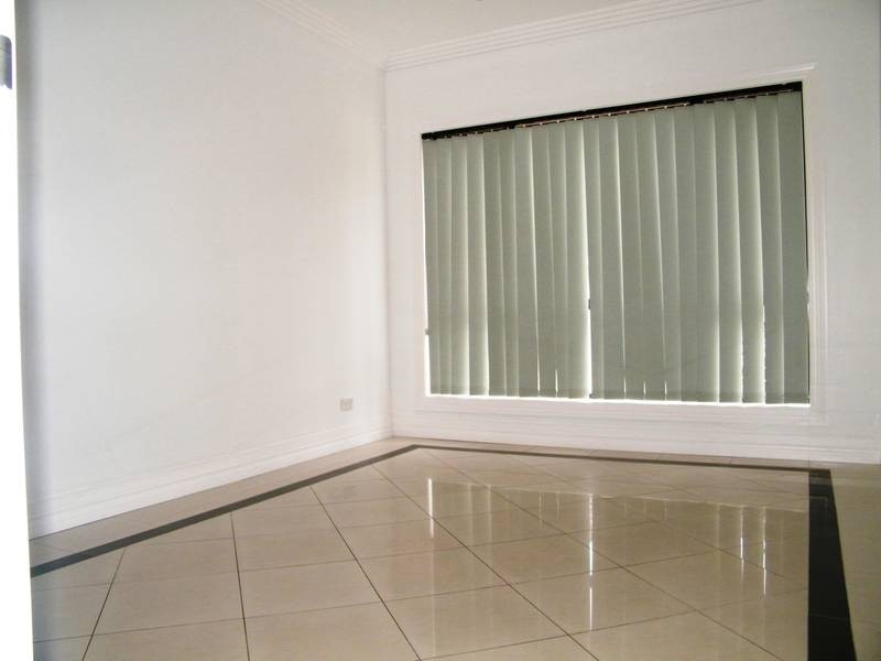 1/15 Hishion place, Georges Hall NSW 2198