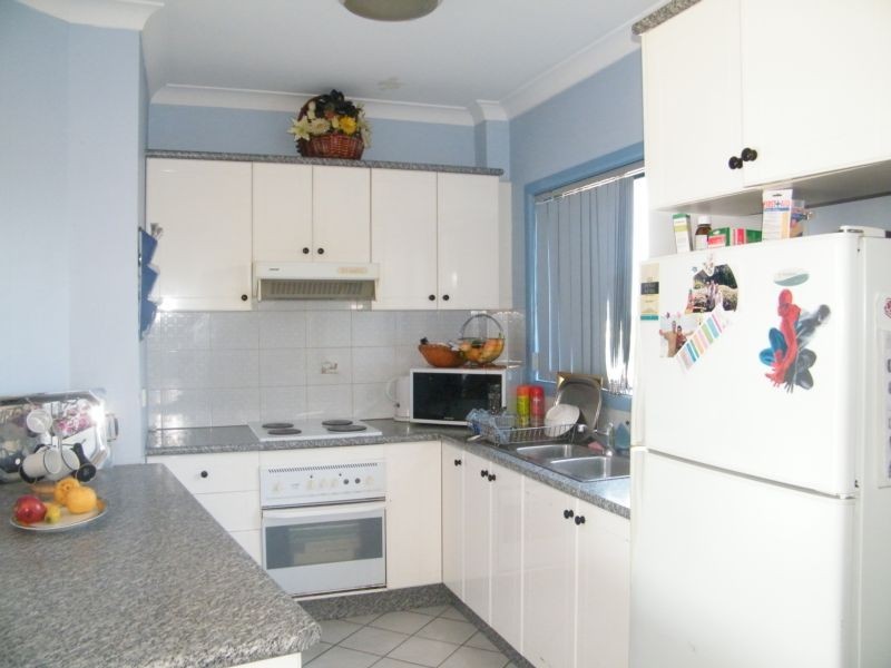 1/61 TENNYSON RD, Greenacre NSW 2190