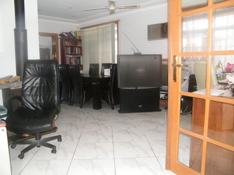 15 Suva Crescent, Greenacre NSW 2190