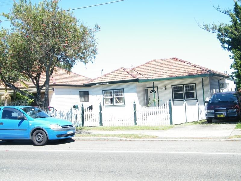 284 Waterloo Rd, Greenacre NSW 2190