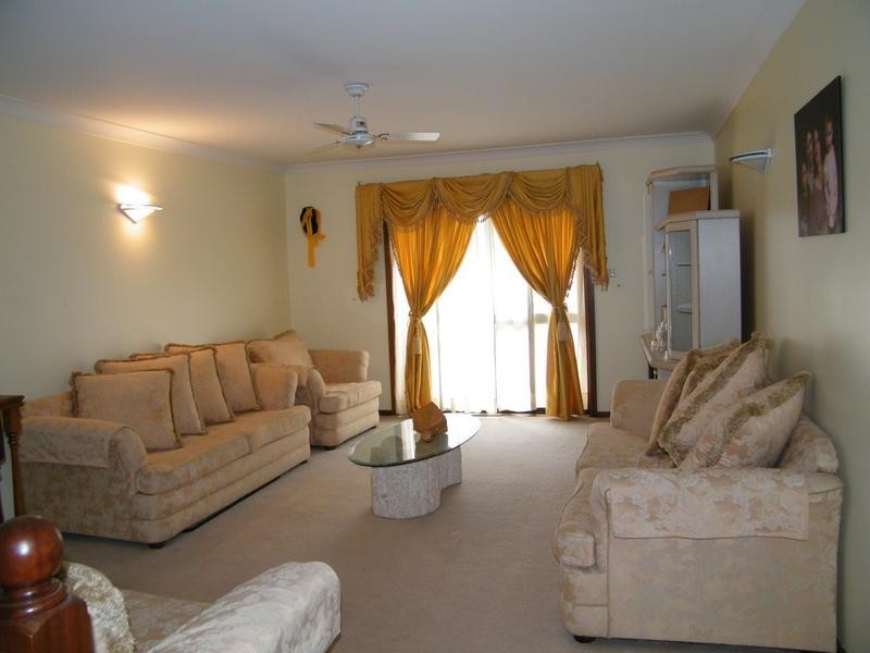 13 Latvia Ave, Greenacre NSW 2190