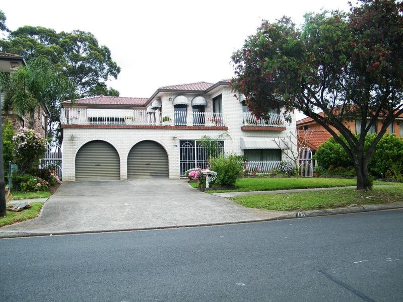176 Mimosa Rd, Greenacre NSW 2190
