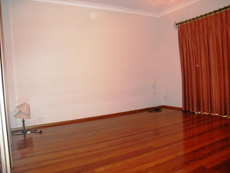 176 Mimosa Rd, Greenacre NSW 2190