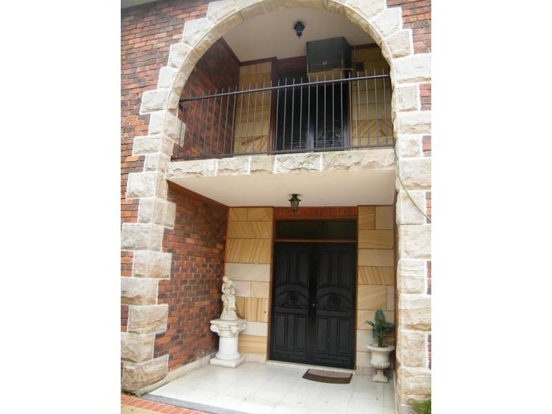 141 Mimosa Rd, Greenacre NSW 2190