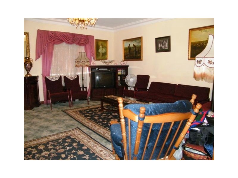 141 Mimosa Rd, Greenacre NSW 2190