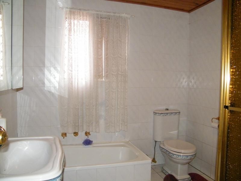 141 Mimosa Rd, Greenacre NSW 2190