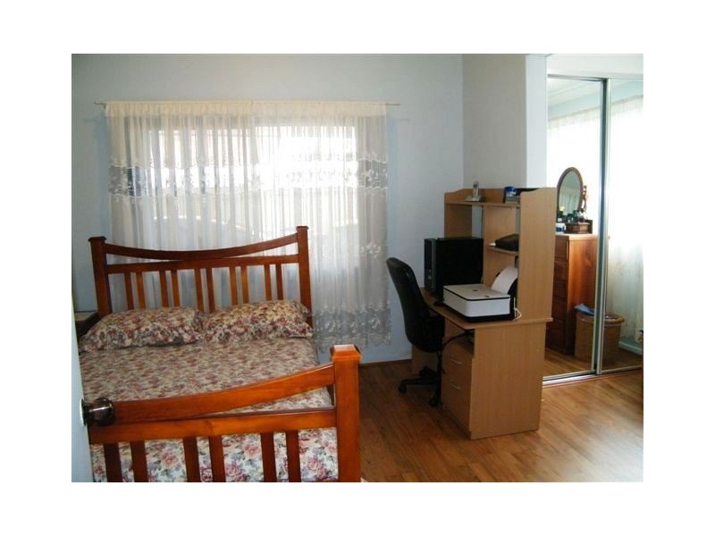 192 Old Kent rd, Greenacre NSW 2190