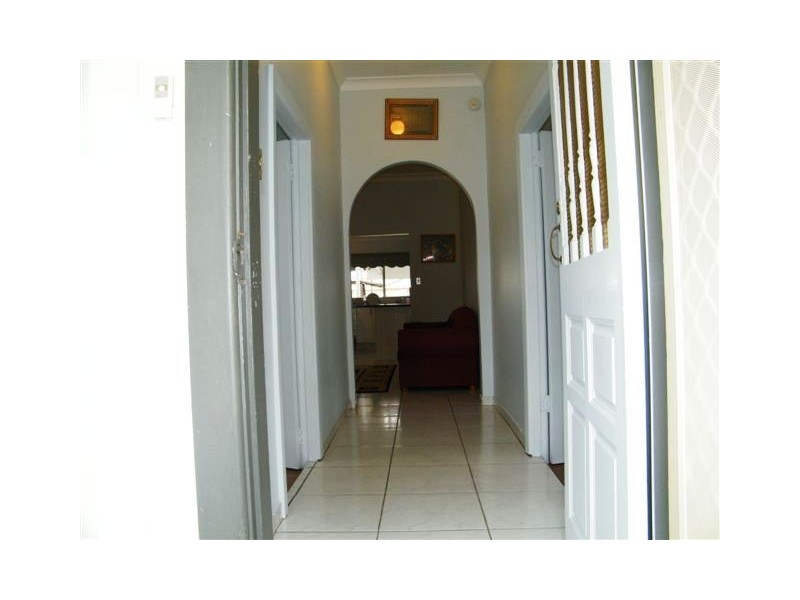 192 Old Kent rd, Greenacre NSW 2190