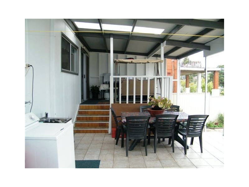 192 Old Kent rd, Greenacre NSW 2190