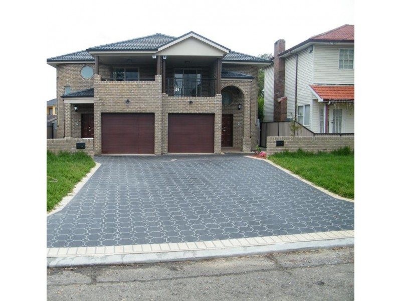 11a Cowl St, Greenacre NSW 2190